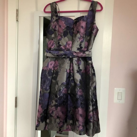 Gorgeous New ADRIANNA PAPELL BLOSSOM COCKTAIL DRESS - Picture 4 of 10